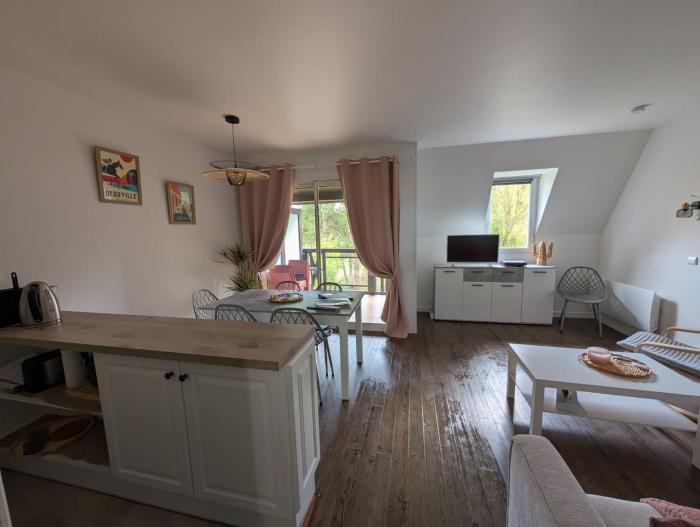 Zen et Mer à Deauville, Piscine, Parking, Wifi