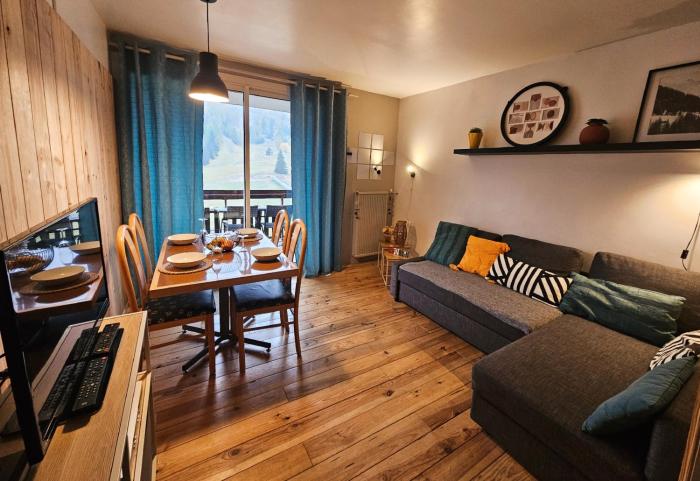 Studio sud 5 personnes superdevoluy pied des pistes