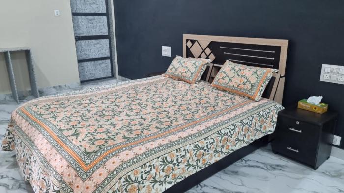 Island Bed and Breakfast - Mahuva Gujerat India