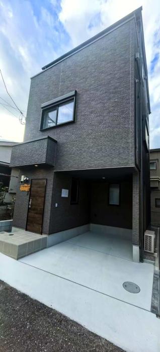 新築江の電腰越駅前徒歩1分鎌倉江の島観光に最適鎌倉腰越駅前ｂ棟