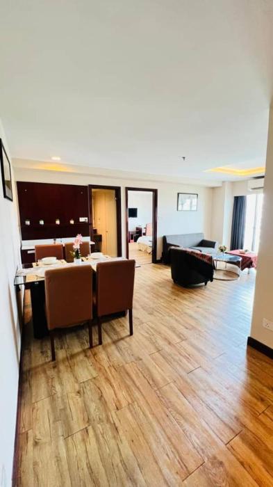 GR SUITE Family Room