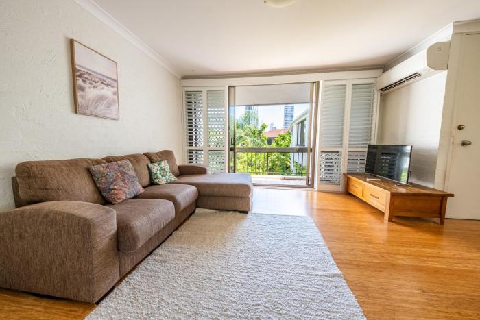 Seaside Apartments Broadbeach
