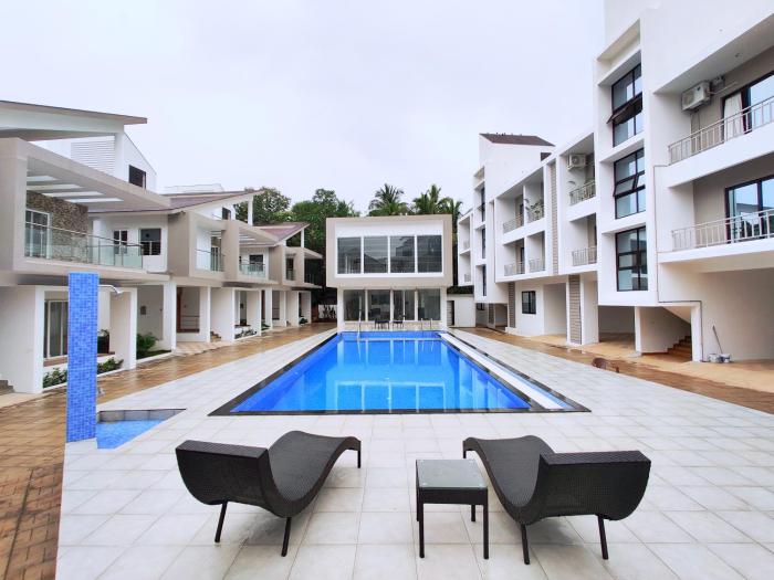 Assagao Luxe 1BHK Retreat - Pool, Fast Wi-Fi, Parking - Prime Location