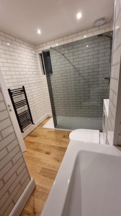 Studio in Oakwood, Piccadilly Line