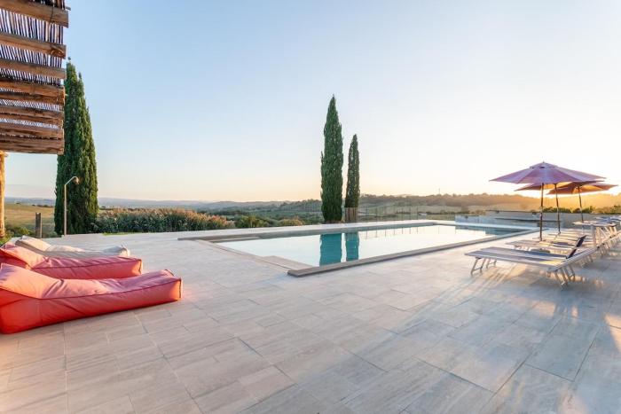 Pieve Vecchia - Charm and modern villa in Tuscany