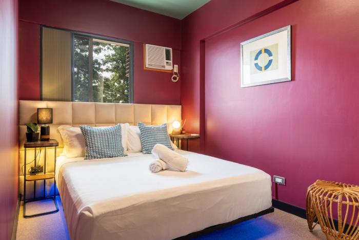 Boutique one-bedroom apartment near airport, business hubs