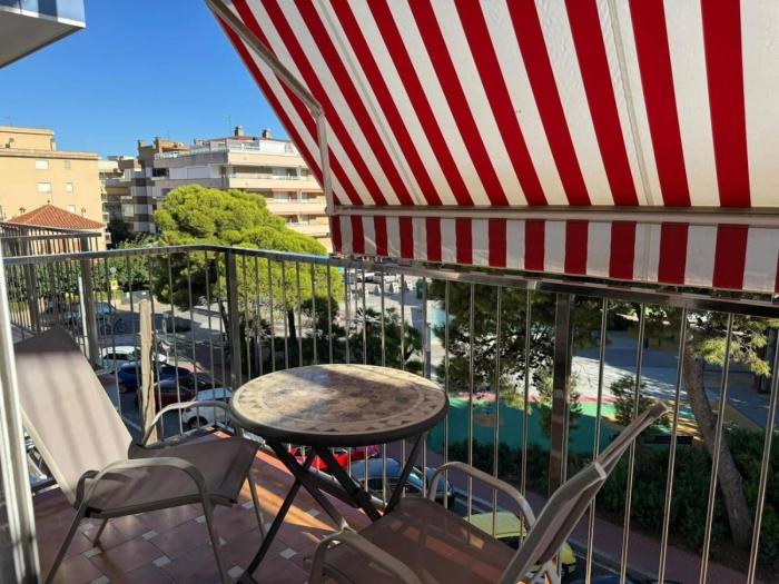 Winahost Salou Province Square