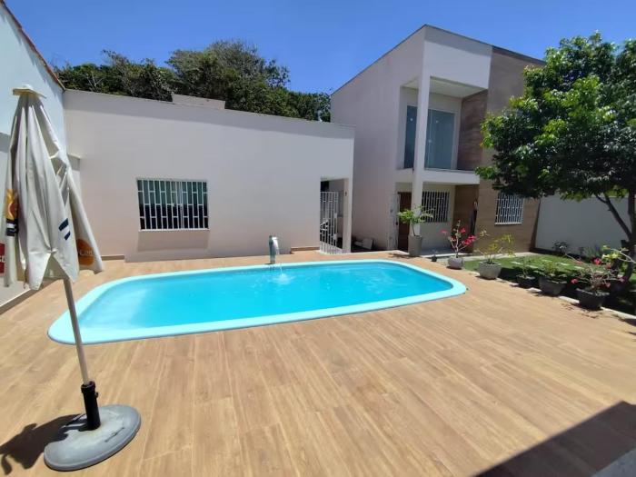 2 Casas de praia Guriri ES - piscina e churrasqueira