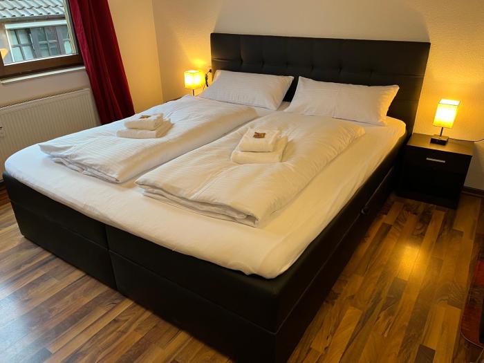 Ruby Rose - Business & Family Apartment