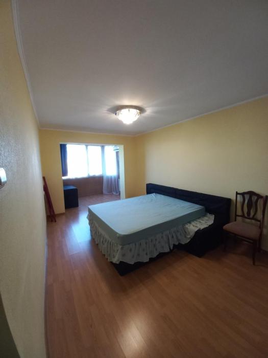 Богдана Хмельницкого 13. Левый берег