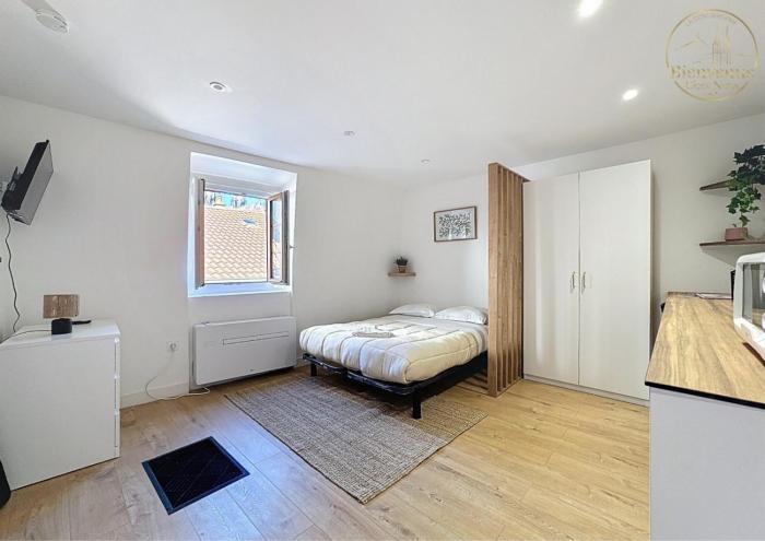 Studio coeur centre ville N4