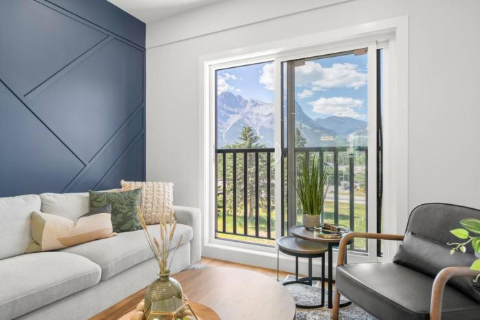 Modern 4BR Mountain Retreat Balcony BBQ near DT