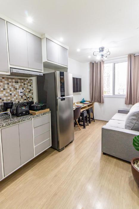 Mov 52A T1 Cativante apto em frente ao metrô Brás