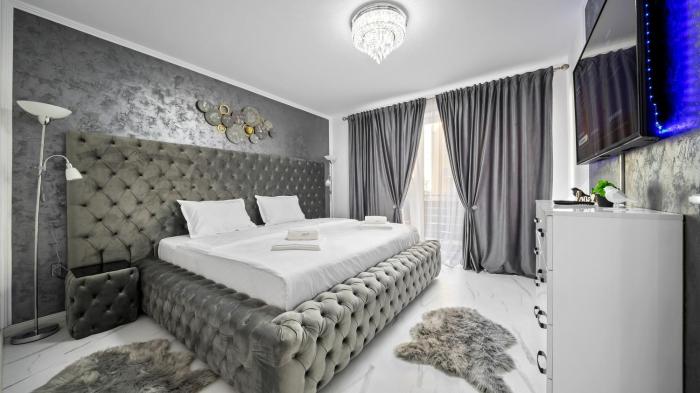 RT Luxury Royal Residence