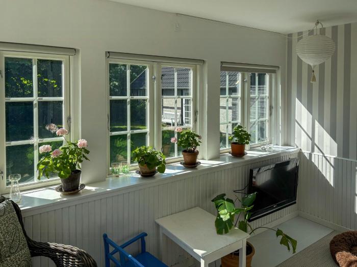 Family-Friendly Summer House Near The Beach