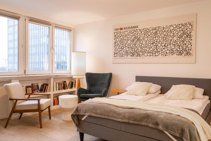 Studio Apartment with a City View | Metro Świętokrzyska