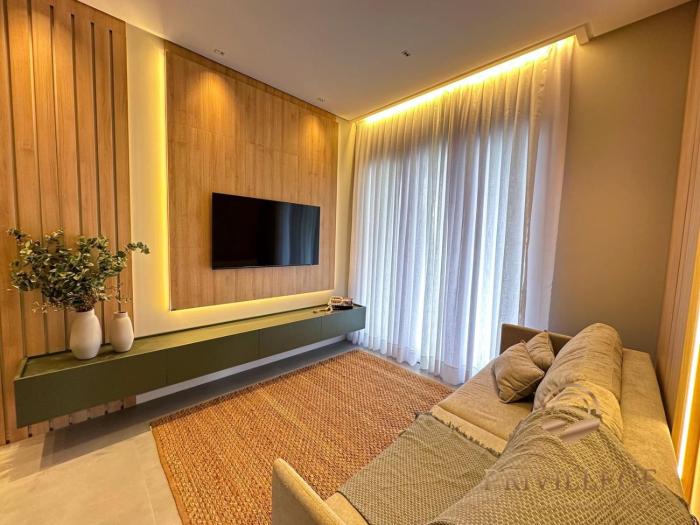 2 dormitórios em prédio Frente mar na Praia Grande