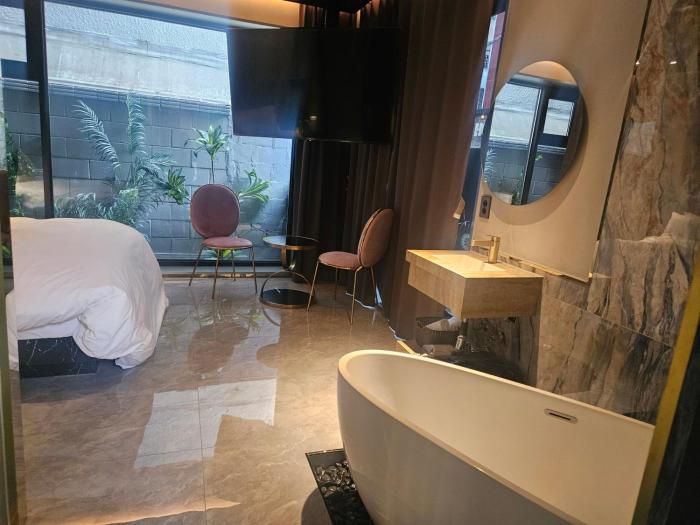 델루나호텔 부평점