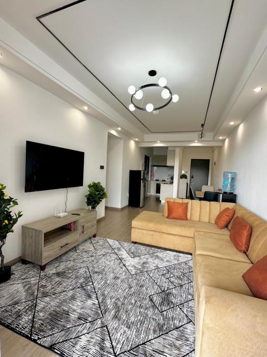 Family friendly 2 bedroom apartment with a heated pool,kids playgground and well equipped gym