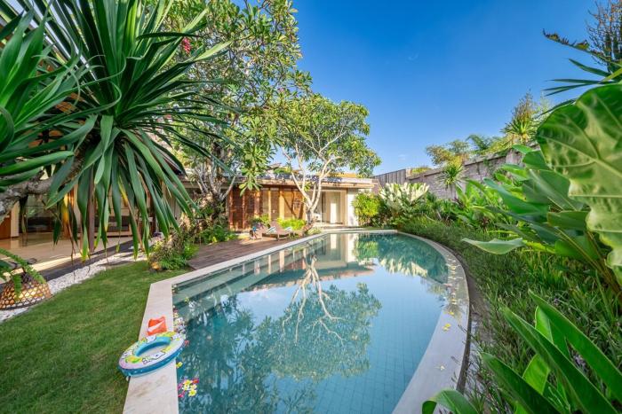 Lux Ayuni Big Modern 2BR Designer Villa Berawa