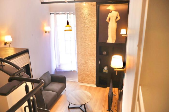 Historic Mutual Heights CBD Loft w Pool & Gym