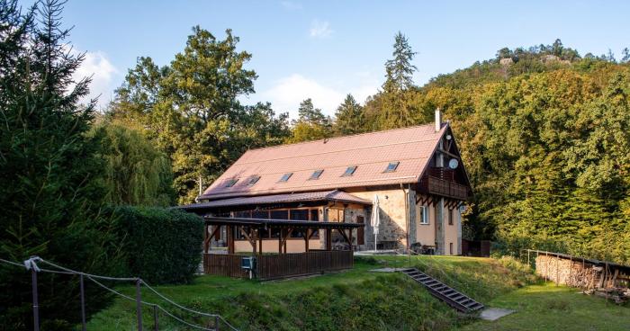 Pod Břesteckou skalou