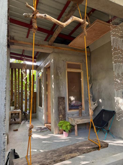 Lola Sayong Meredith