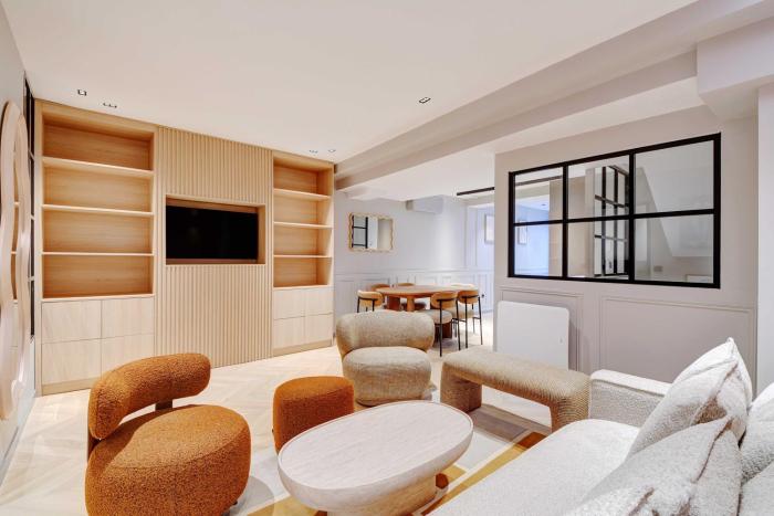 Modern souplex a c 2BR 6P– Near the Louvre Museum