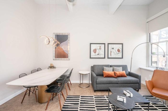 The 333 Suites 201 - Stay for 6