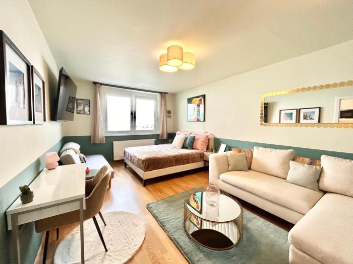 Central Vienna 2-Bedroom Next to Stadtpark