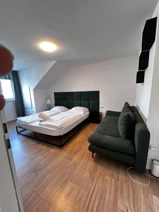 Sweet 2BR Apt, next to U6 Station am Schöpfwerk