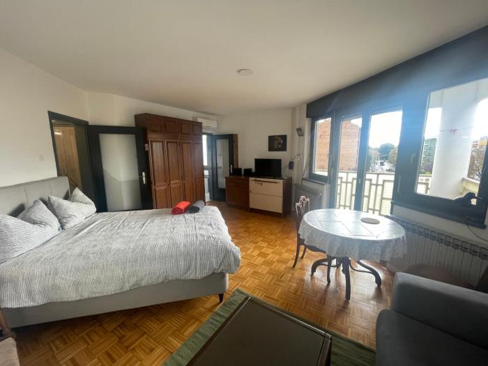 Lovely Central Apartment - Izabela