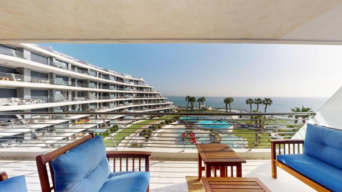 eme de Maison - Ocean Infinity