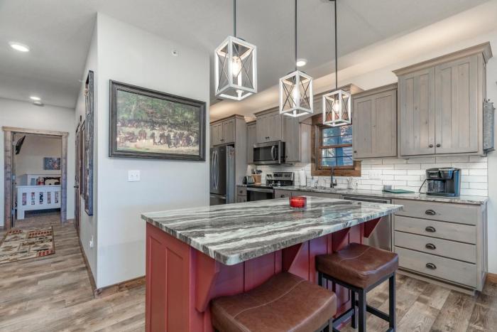5BR Village At Indian Point 1401 near SDC - Free Tickets Daily up to $500