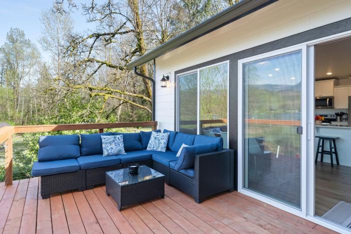 Big Lake Waterfront Retreat