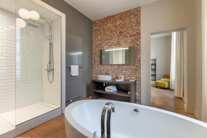 DeuxHommes B&B Massage&Spa