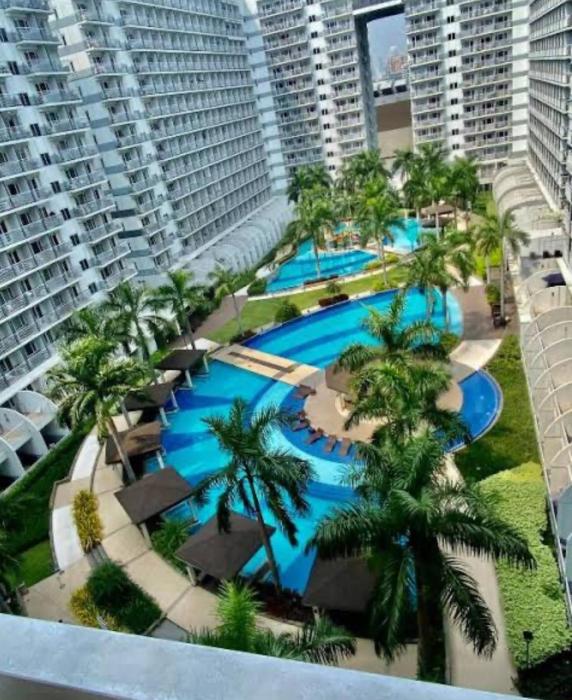 Happy 1br Pasay Apartment for Rent -Peaceful Oasis in the City near Mall Of Asia