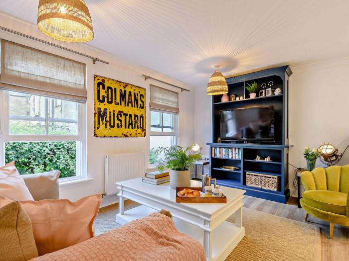 1 Bed in cotswolds 90128