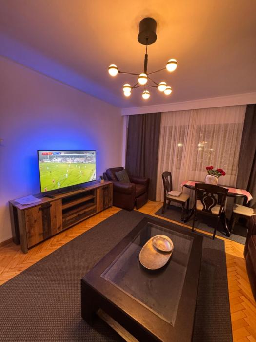 Decebal apartment overlooking the boulevard