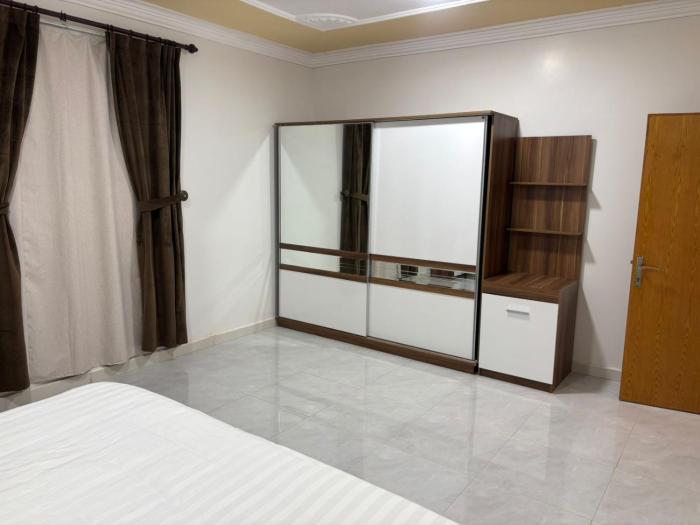 شقق الورود المخدومة