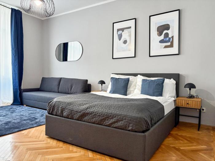 Next to Lugner City and Stadthalle I Close to Metro