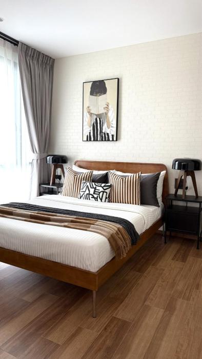 Title Halo Slow Morning Naiyang Pool Gym