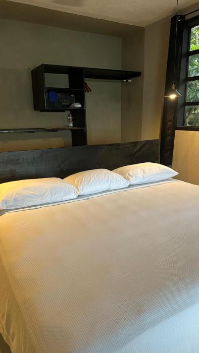 Casa China Guesthouse & Hostal