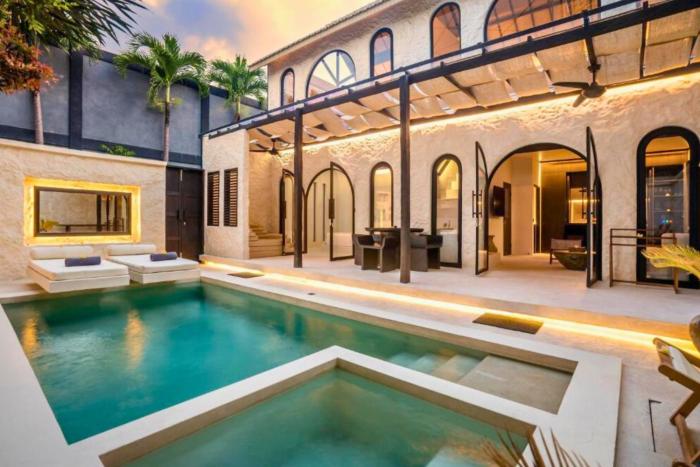 Chiara Elegant Modern 2 BR Private Pool Villa ZN357