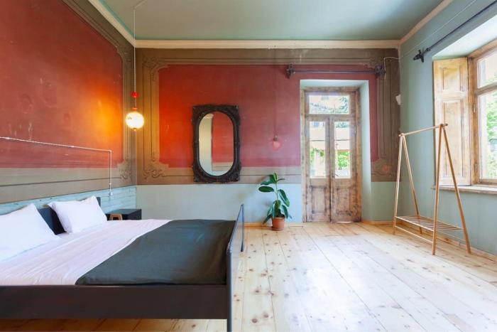 Wehost Sunny Apartment