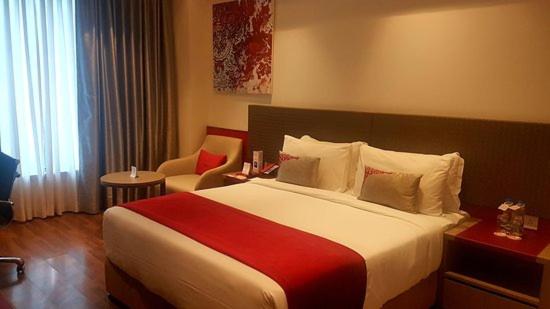 Hotel COSTAA LA CAGE Near Delhi Airport BY GROSS GROUP