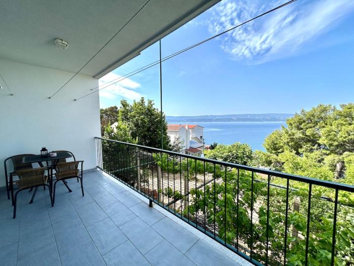 New! Sea View Apartment