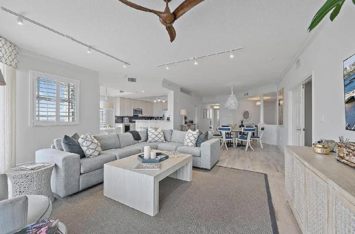 Luxurious Three-Bedroom Oceanfront Penthouse with Resort Amenities