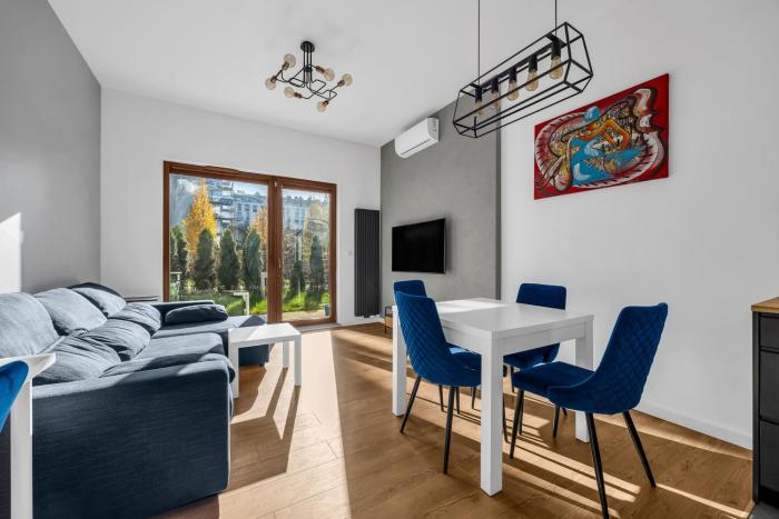 Goleszowska Superior Apartment by BookingHost