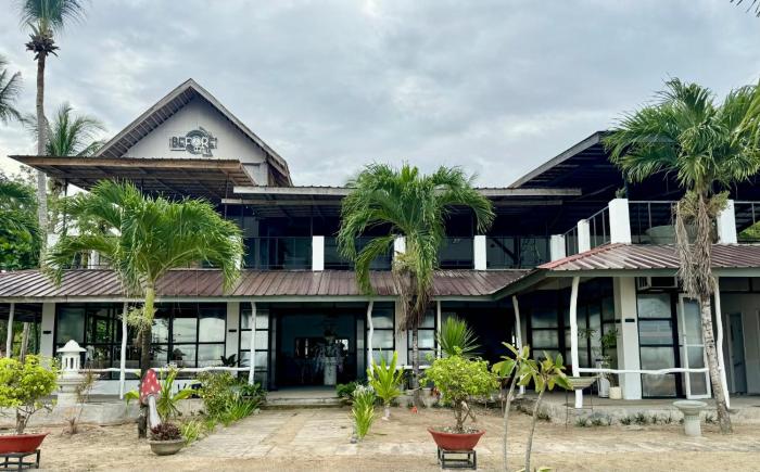 Puerto Paraiso Hostel